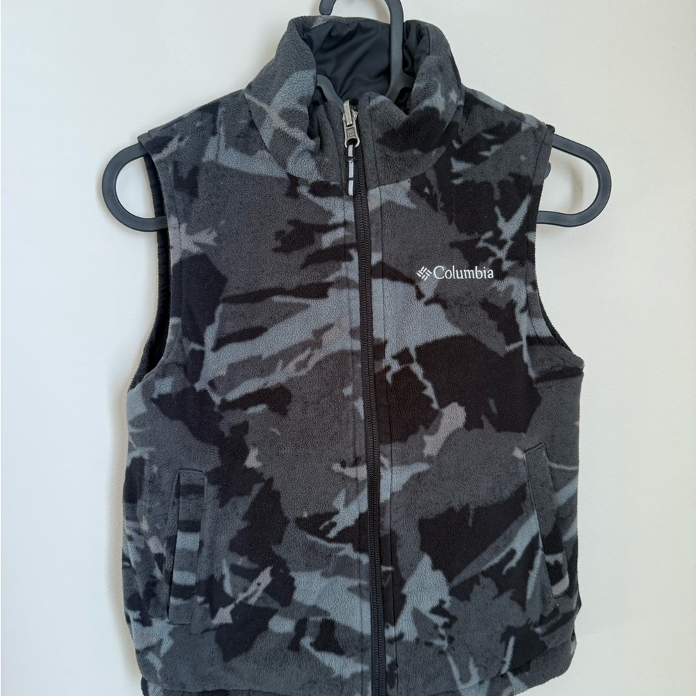 Columbia kids reversible vest